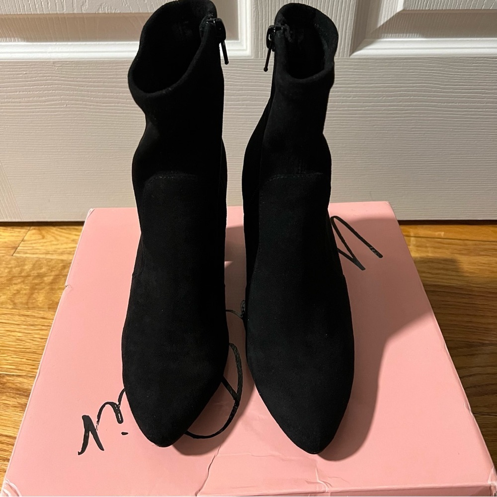 Wild Pair Black Heeled Boots Becci Sock Booties With Box Size 7.5 Like New